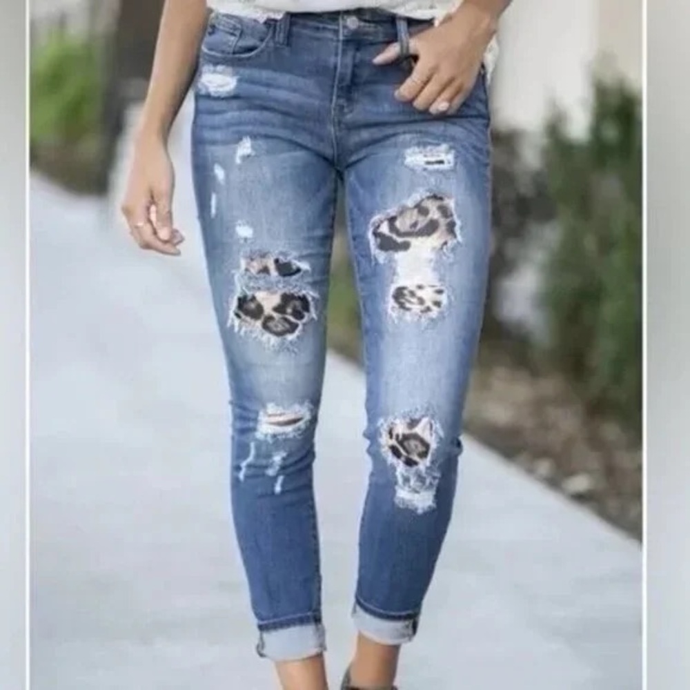 Judy Blue High Rise Skinny Fit Distressed Leopard Print Patches Jeans Sz 2XL